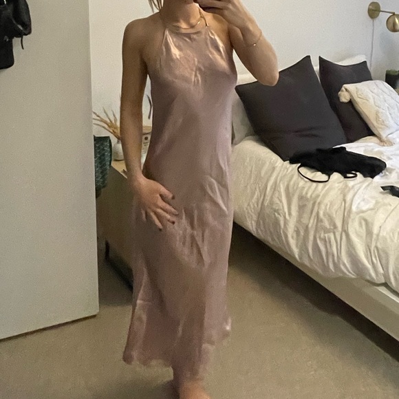 Aritzia Babton Satin Maxi Dress size Small - Picture 4 of 5